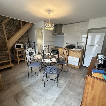 La Ferme Aux Diligences Villa นีย์ดองส์ ภายนอก รูปภาพ