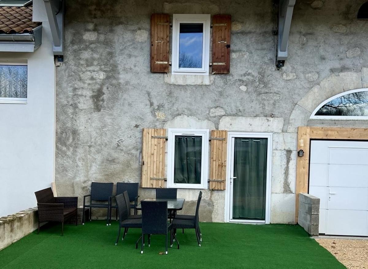 La Ferme Aux Diligences Villa นีย์ดองส์ ห้อง รูปภาพ