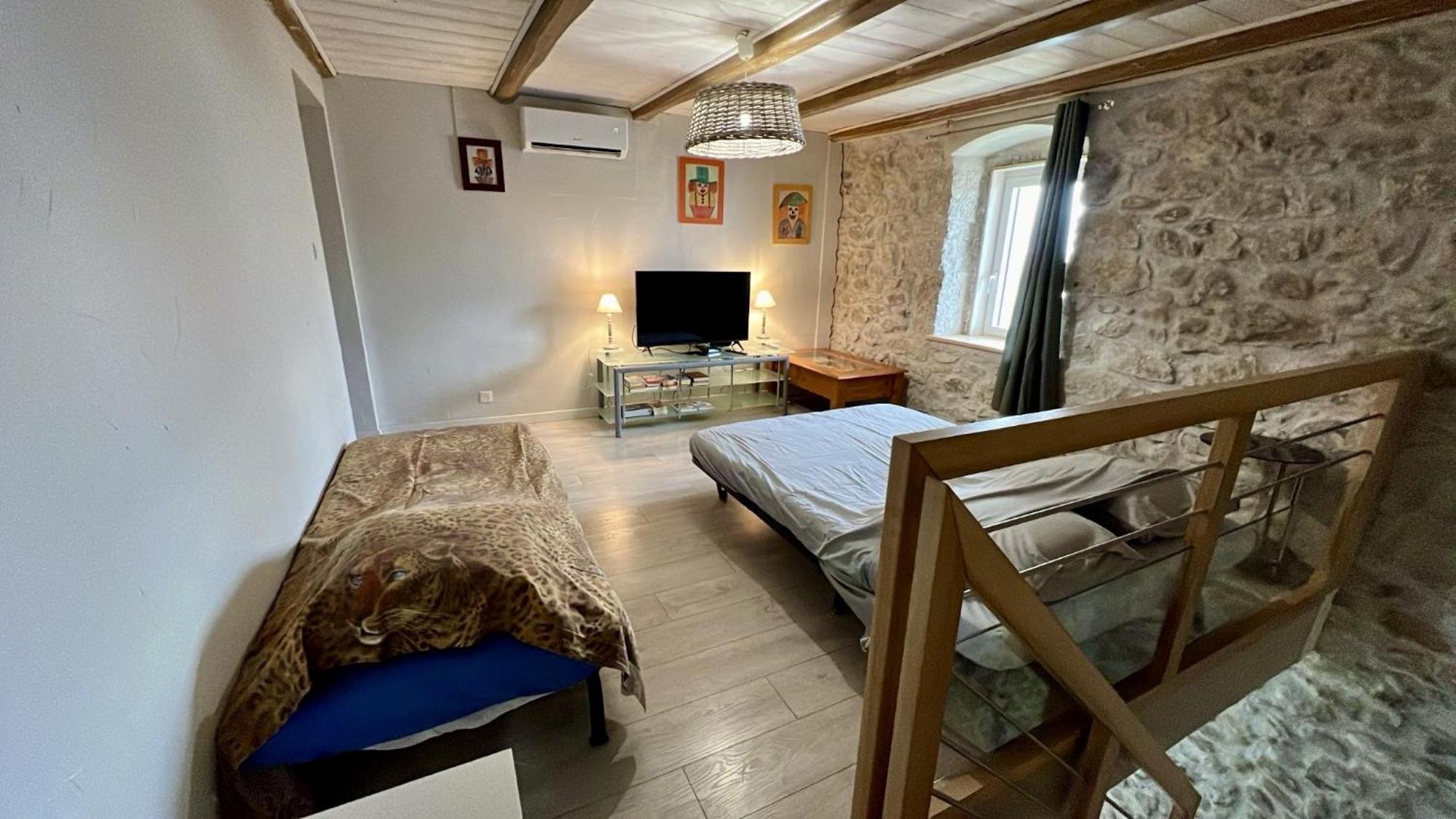 La Ferme Aux Diligences Villa นีย์ดองส์ ห้อง รูปภาพ